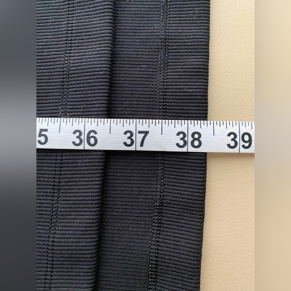 Lululemon ribbed dress - Picture 5 of 9